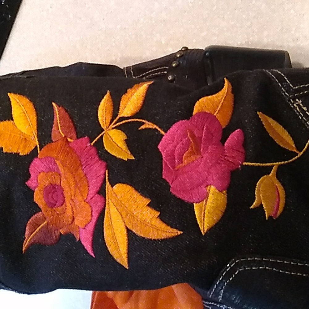 Dakota Womens Western Boots with Floral Design..like new. Size 8W - Picture 13 of 14
